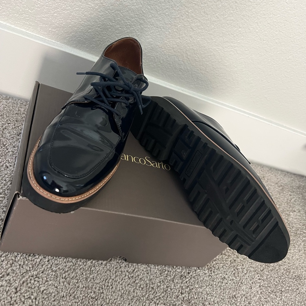 Franco Sarto Navy Patent Leather Shoes - Picture 2 of 6